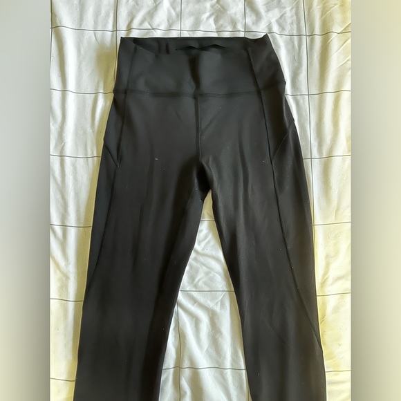 27” Lulu Black Leggings - Picture 2 of 2